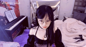 爆料！王一博与女友“秘恋”疑似曝光，幕后真相惊人