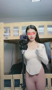 李易峰背后暗藏的商战纠葛，成名路上的另一面