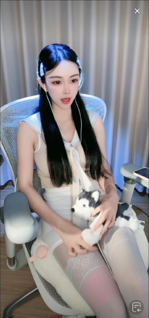 杨紫与男友私下约会频繁，内幕曝光令人咋舌！