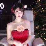 明星情侣的婚姻危机:超模妻子的秘密私生活曝光