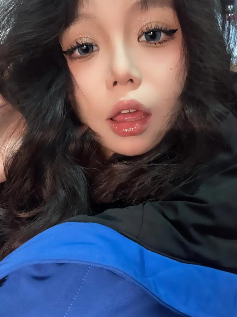 校园情感纠纷：一场翻车的三角恋