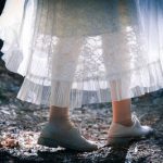 电商平台的‘虚假发货’:消费者付款后长时间未收到商品,客服却找借口推诿!