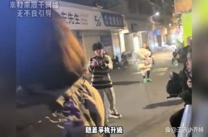 李晨的背后操作：不为人知的资本运作与“女友”交易