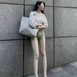 “人气小鲜肉”被曝“潜规则”女演员，竟为上位拉拢剧组成员！