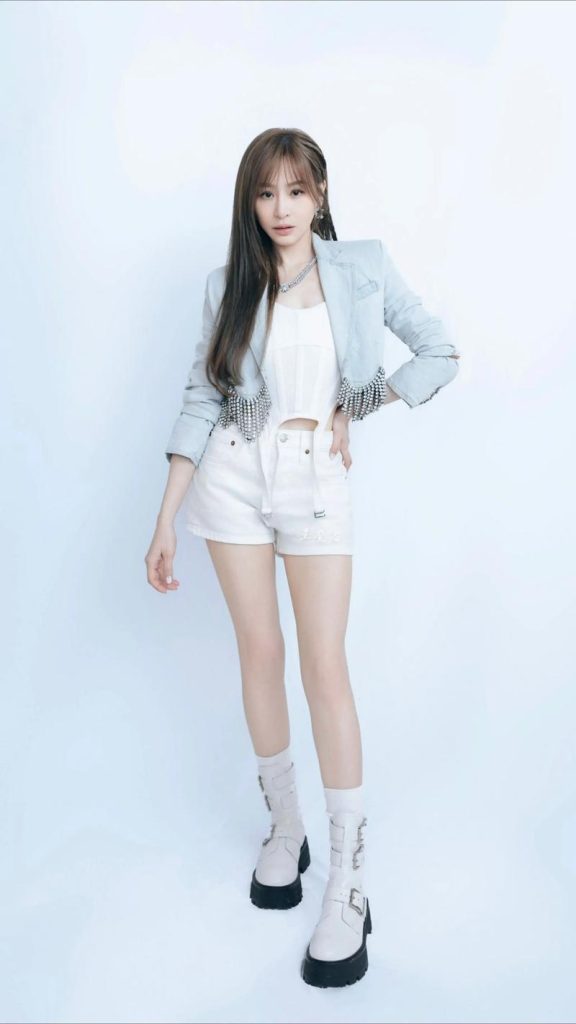 “女演员”背后黑料曝光，曾为角色强行要求导演进行性交易！