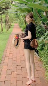 “一线女星”疑似深夜遭遇威胁，背后隐藏巨额资金交易！