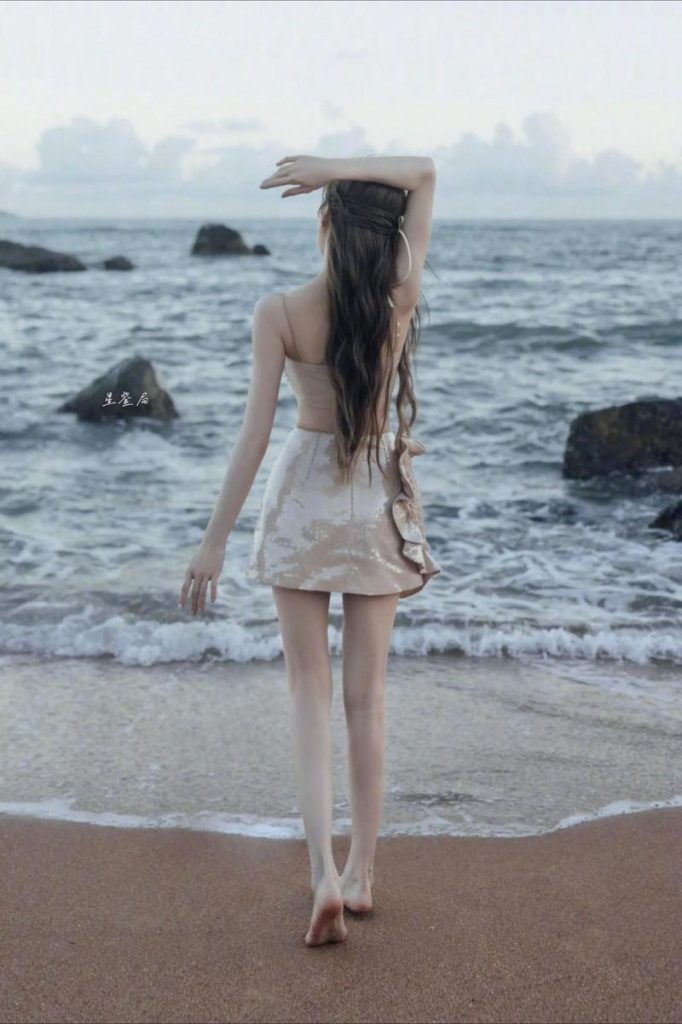 “当红女星”爆出操控社交媒体虚假宣传，涉嫌制造舆论风暴！